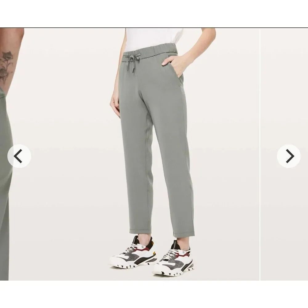 LULULEMON | on the fly 7/8 woven sage grey pants 8